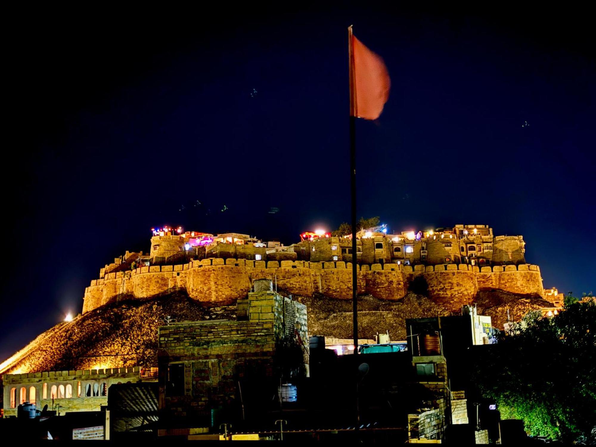 Hotel Hashim Jaisalmer Buitenkant foto